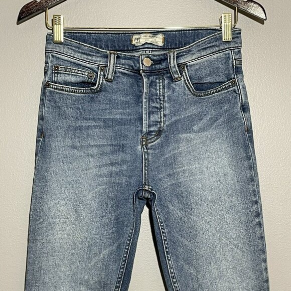 Free People Bootcut Crop Jeans Women W26 Flare Button Fly Boho Hippie Retro Fray - Picture 3 of 12